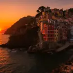 In quali località di mare d’Italia si può godere del tramonto migliore? Paesaggi mozzafiato da non perdere