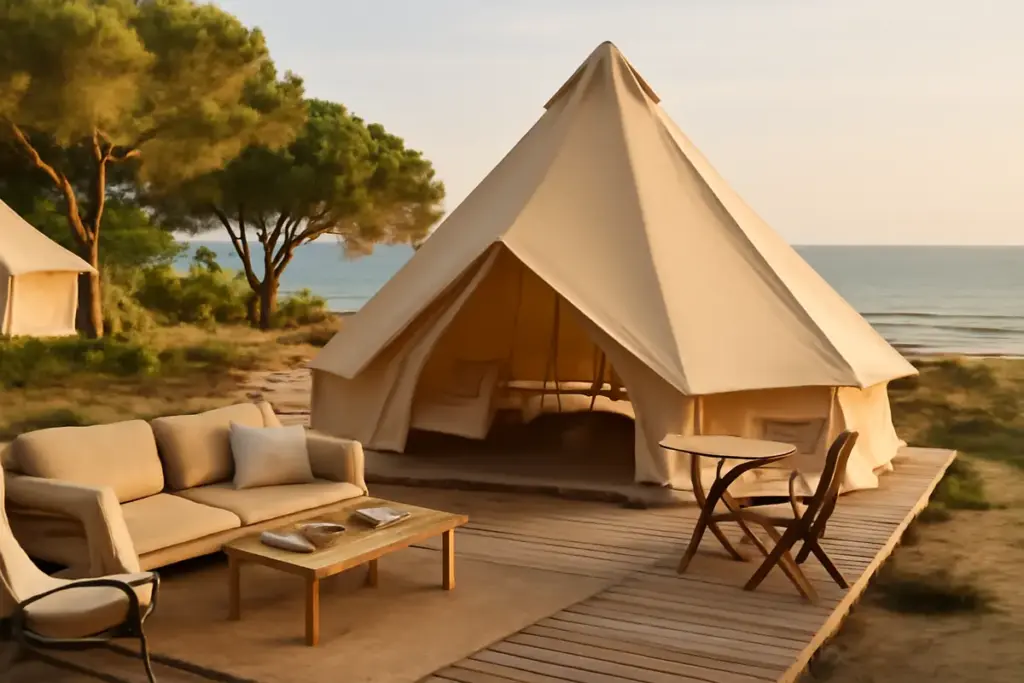 Strutture glamping sul litorale italiano: il comfort che non ti aspetti in natura