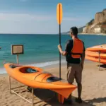 Dove noleggiare un kayak in Italia: litorali sicuri per uscire da soli la prima volta